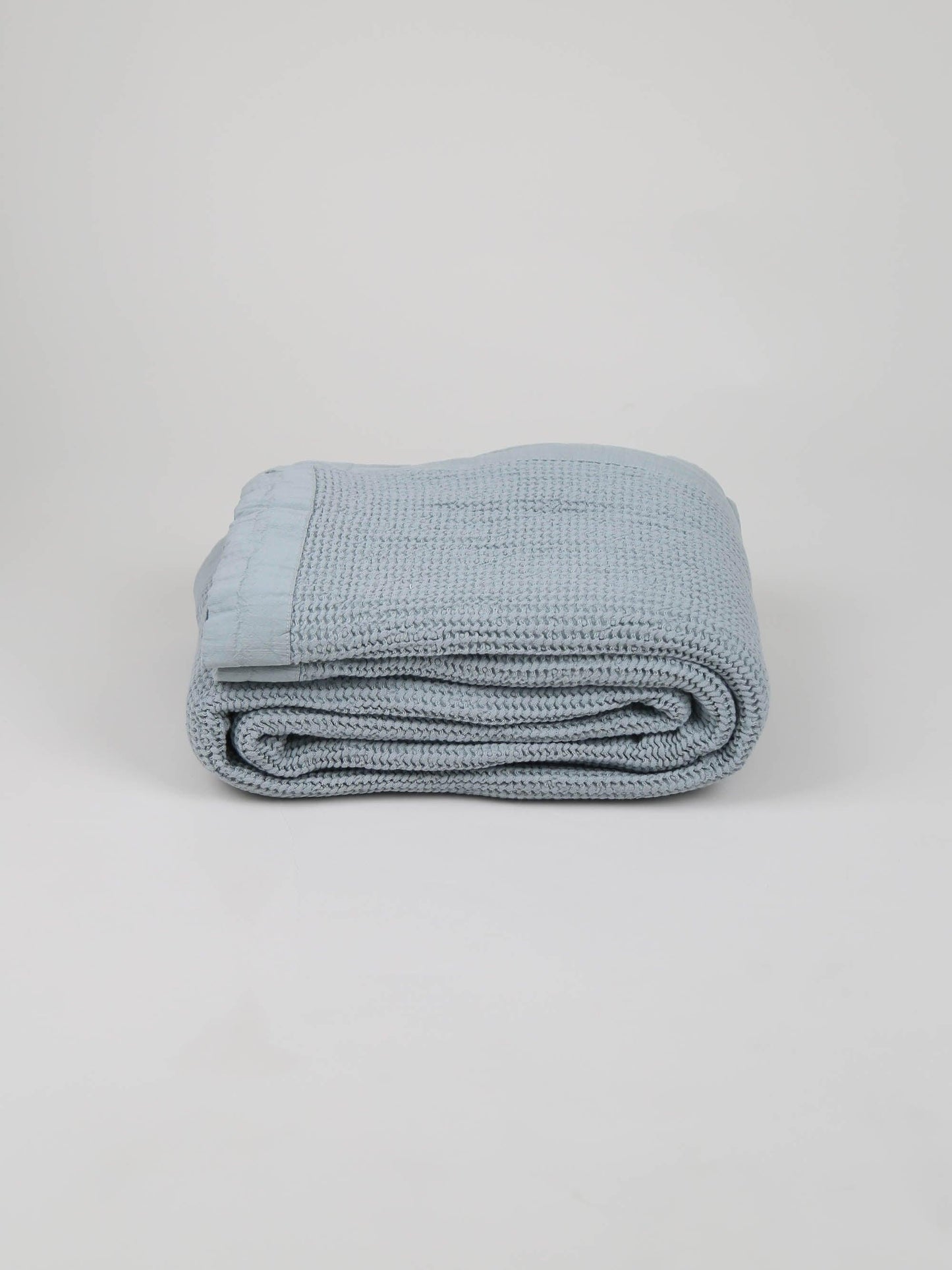 כיסוי מיטה BAMBOO - אקווה